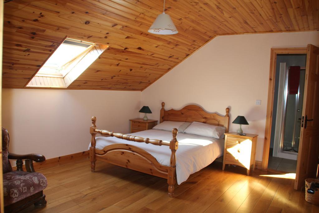 Woodview House Bed And Breakfast Ballinrobe Room photo