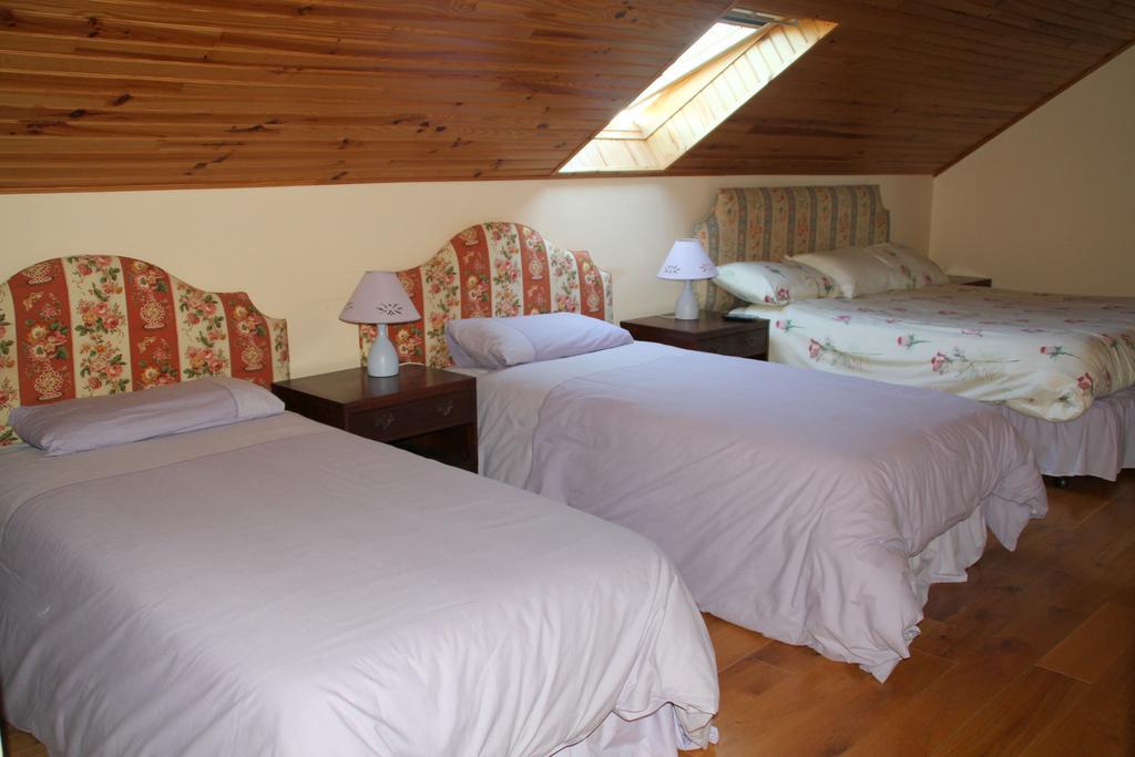 Woodview House Bed And Breakfast Ballinrobe Room photo
